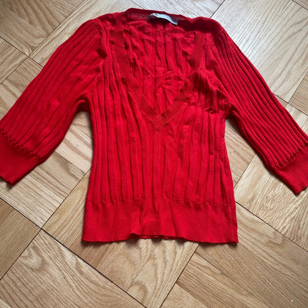 Zara bright red vneck sweater ribbed size small